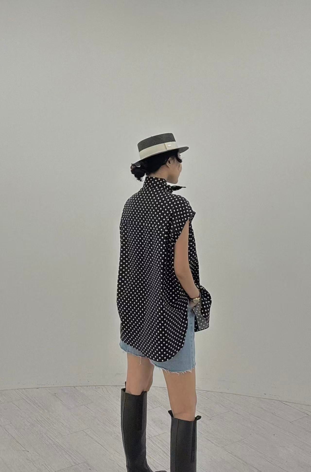 經典黑白波點領位兩種着法恤衫布long top