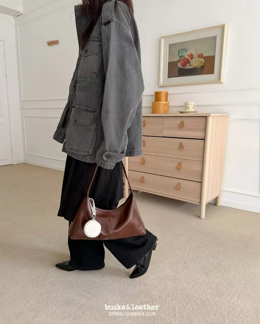 Real Leather Triangle Zipped Bag 牛皮亮面(包包)