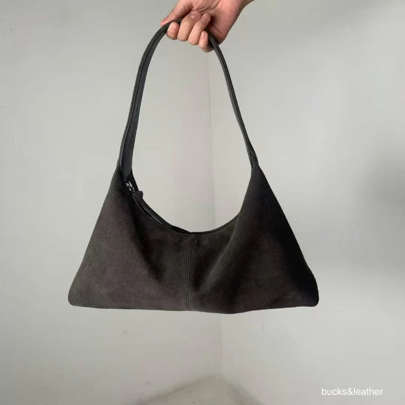 Real Leather Triangle Zipped Bag（包包）