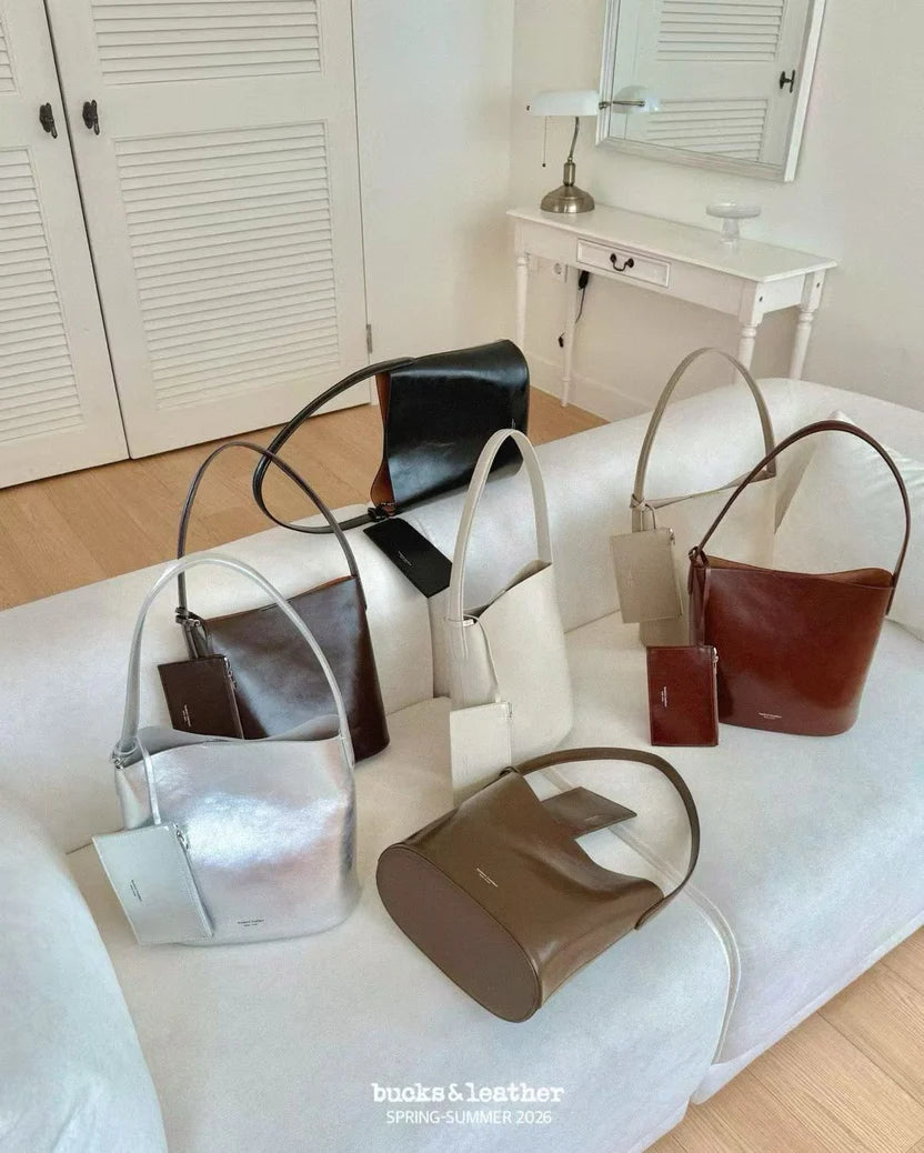 Bucket Bag with Long Coin Bag 亮面牛皮新款（送長銀包）（包包)