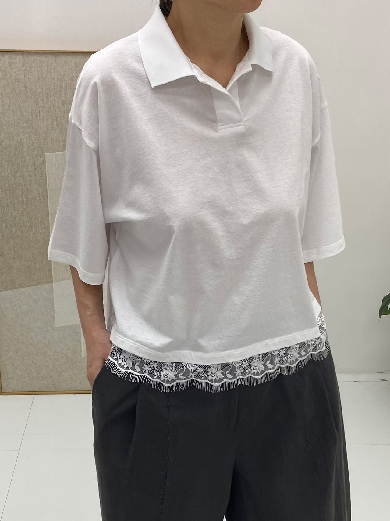 反領絲光棉lace邊top￼