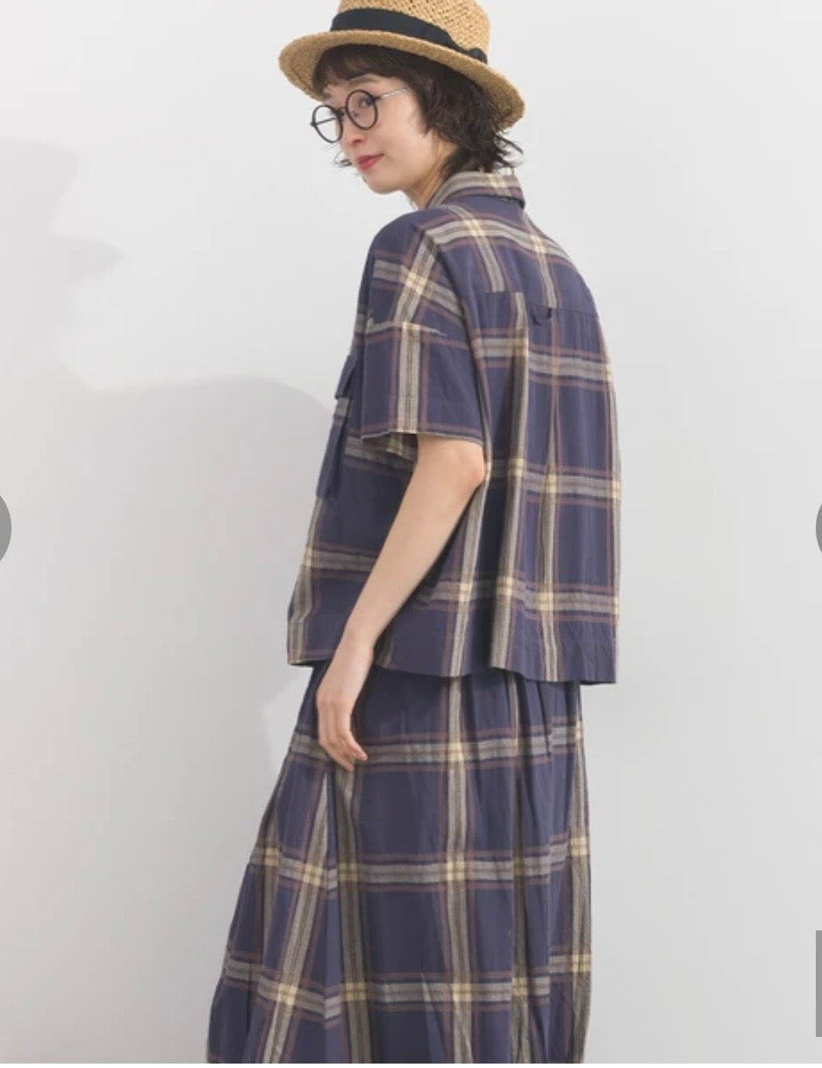 日本品牌布料格仔top￼
