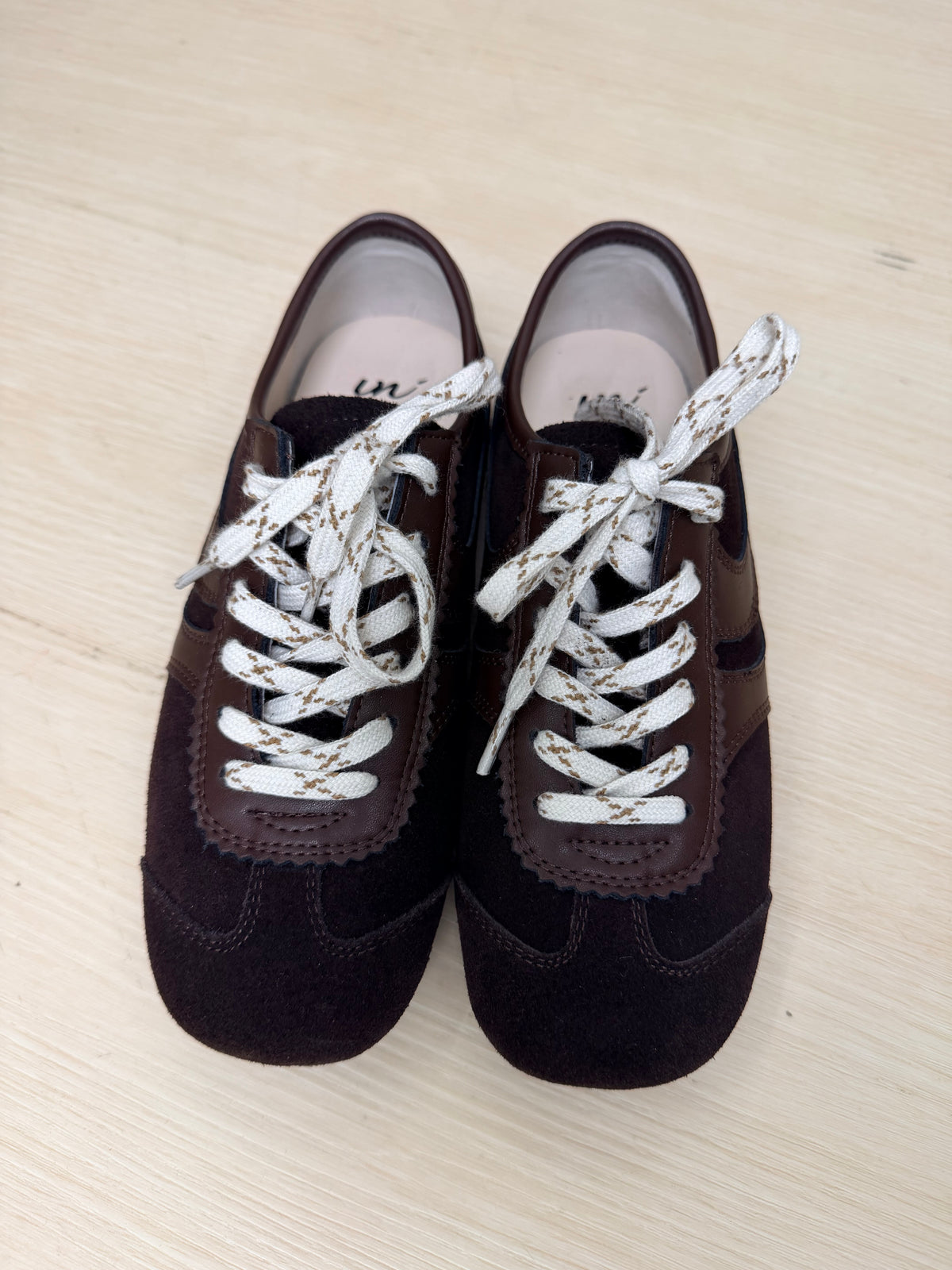 猄皮classic sneakers￼￼