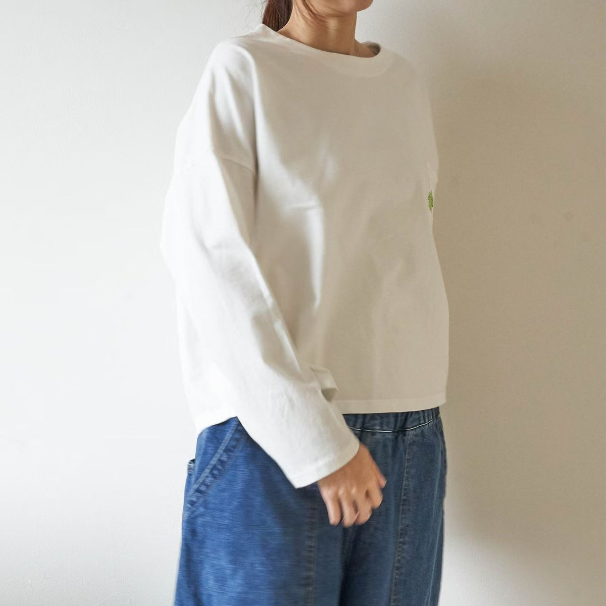 薄花花tee