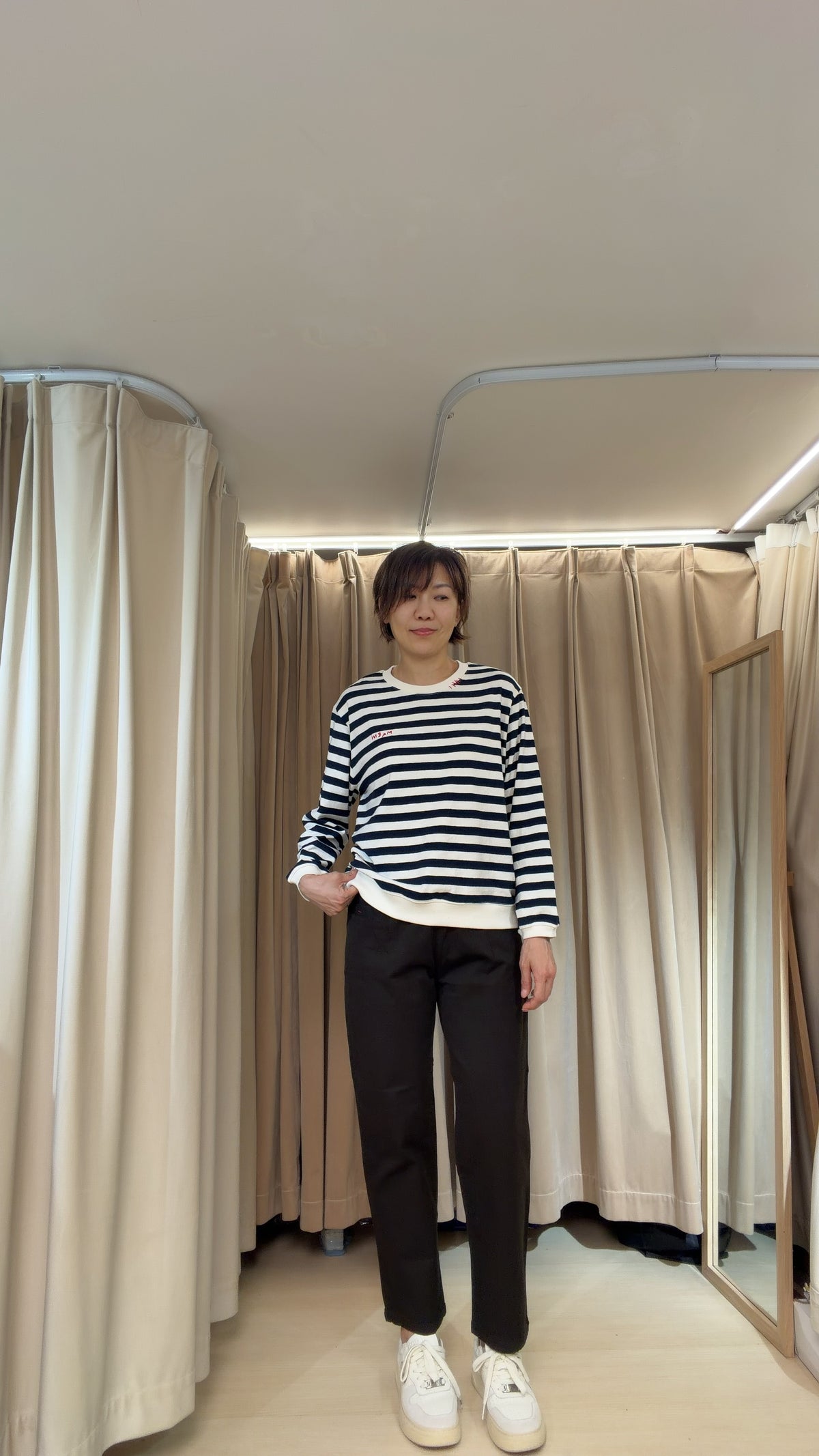 橫間車線衛衣