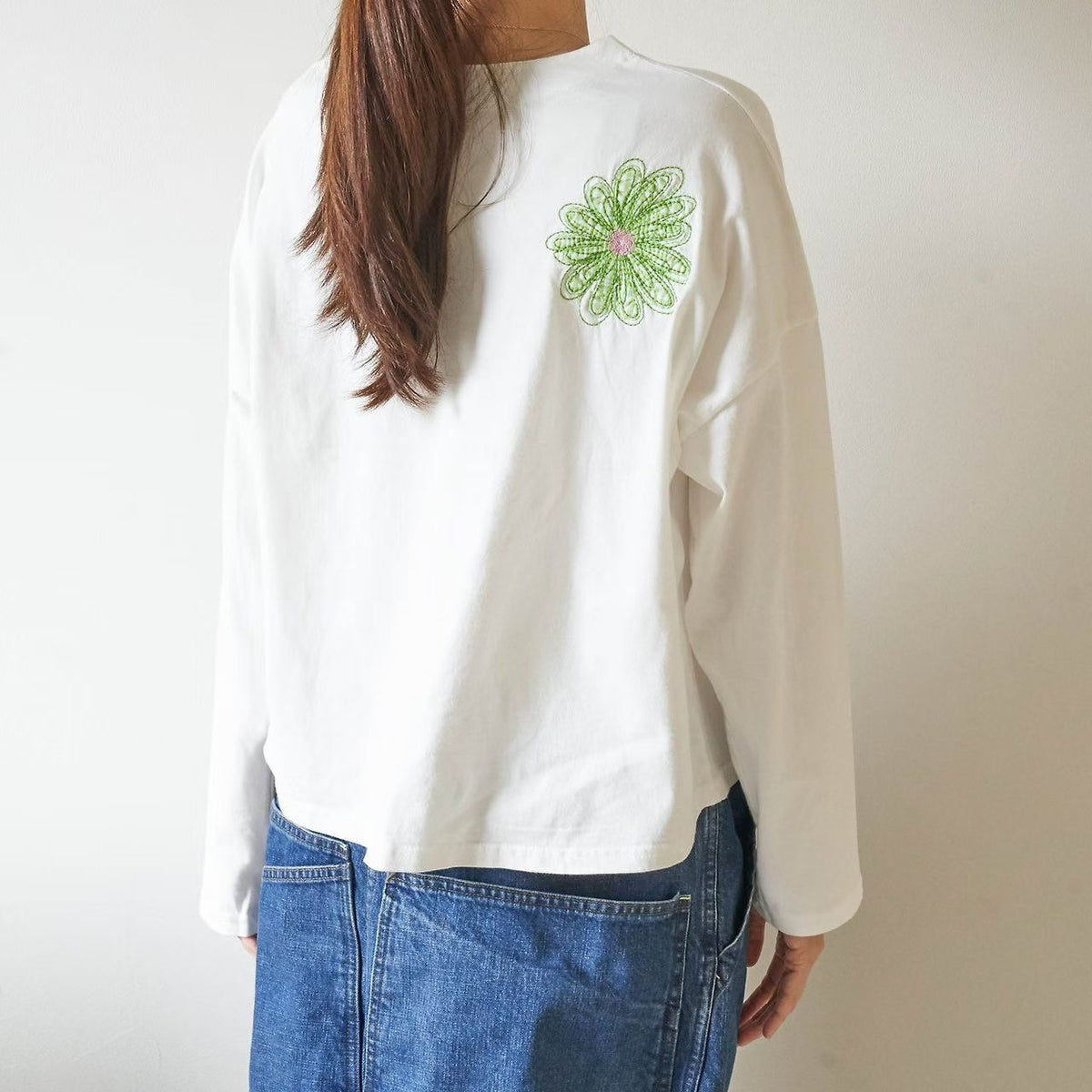薄花花tee