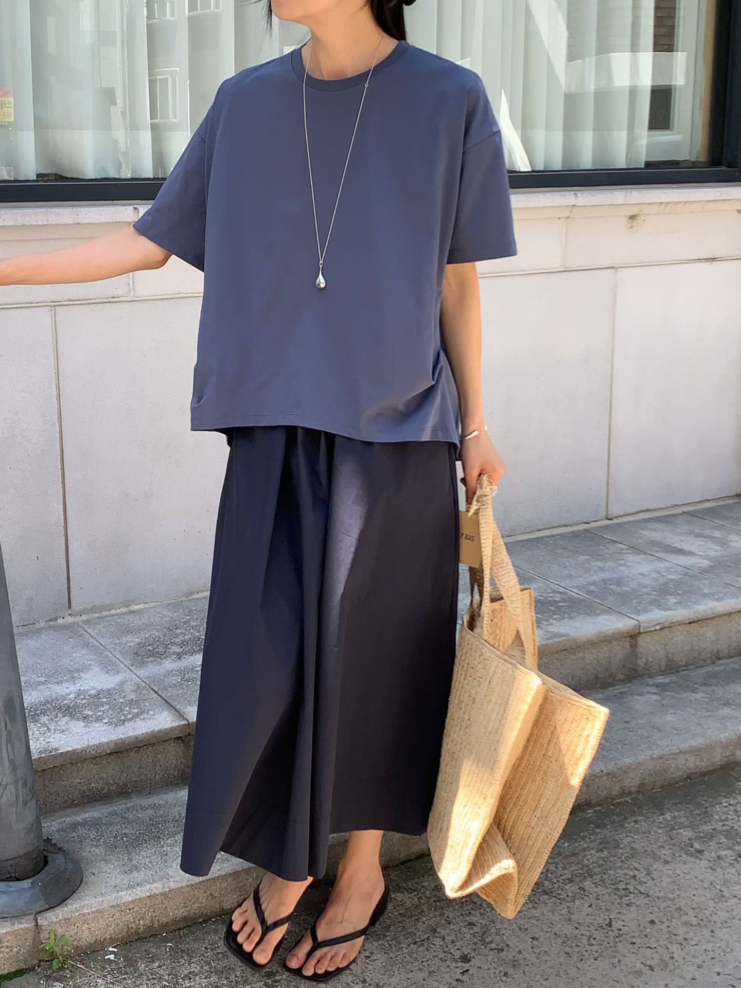 好薄cotton側腰有details