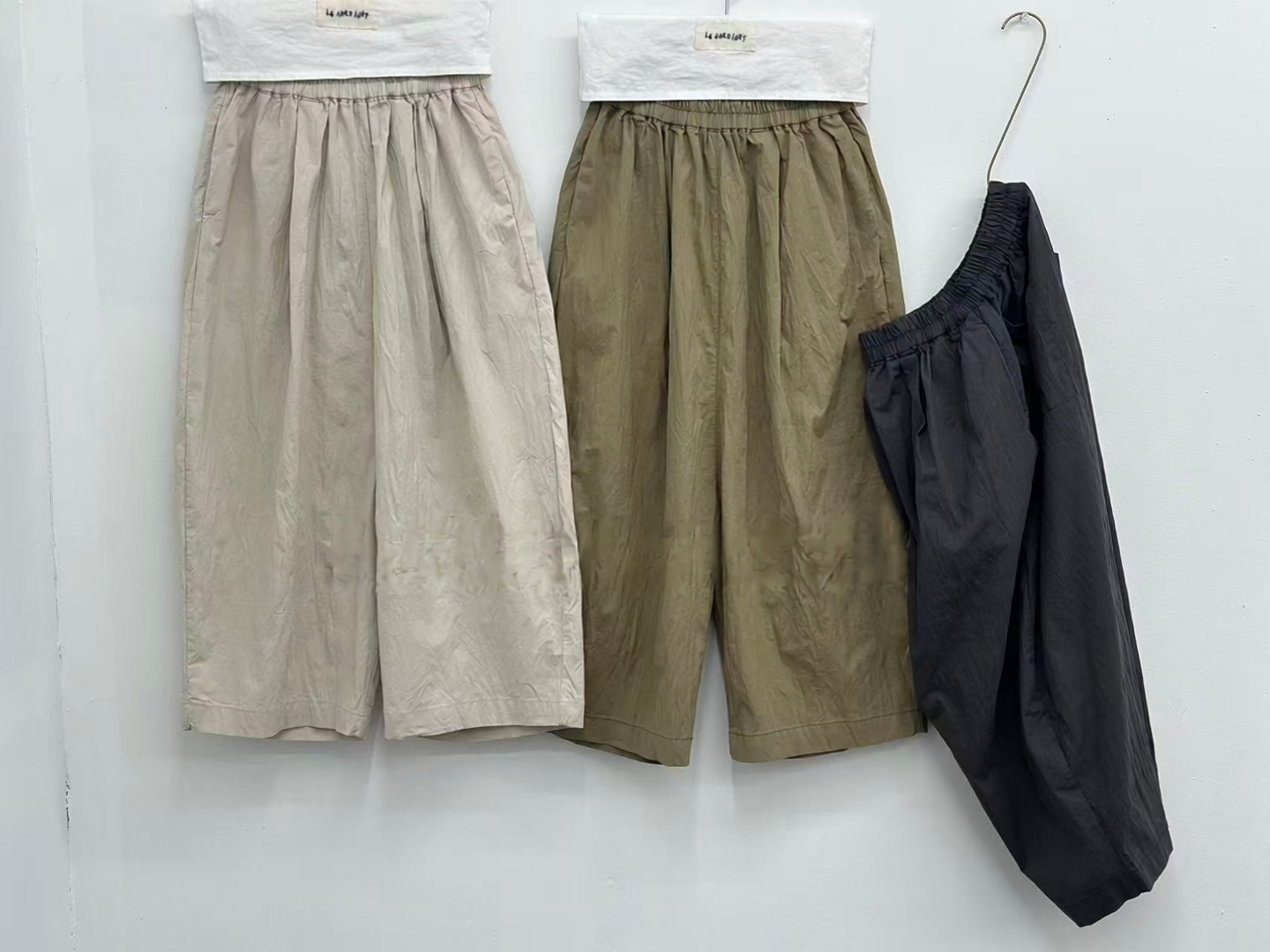 Cotton布料低浪褲￼
