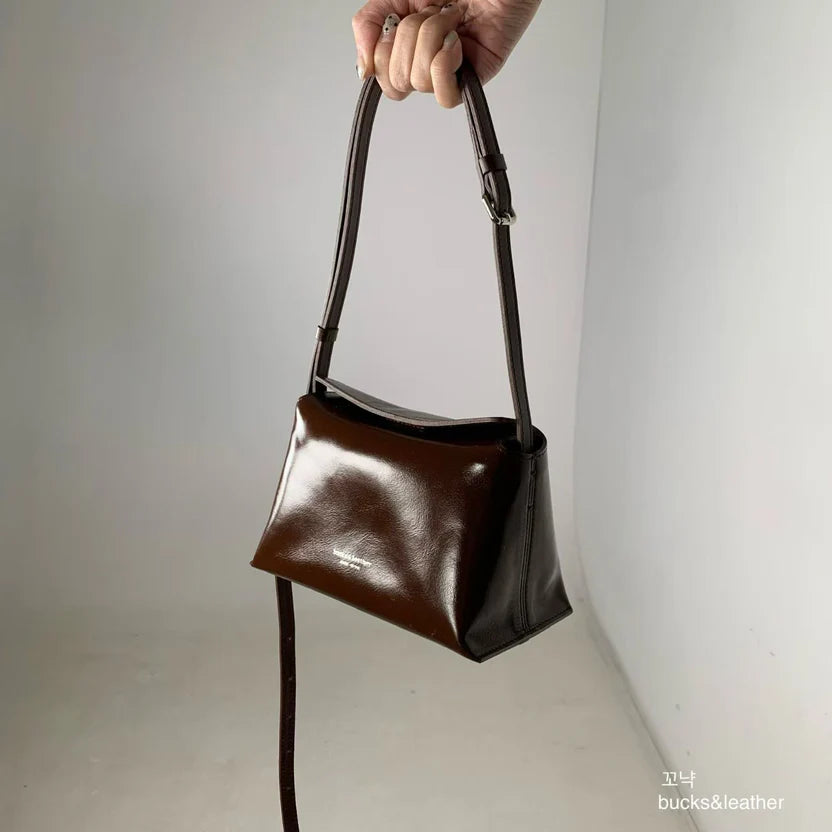 Real Leather Flap Bag 新款亮面牛皮￼（包包）