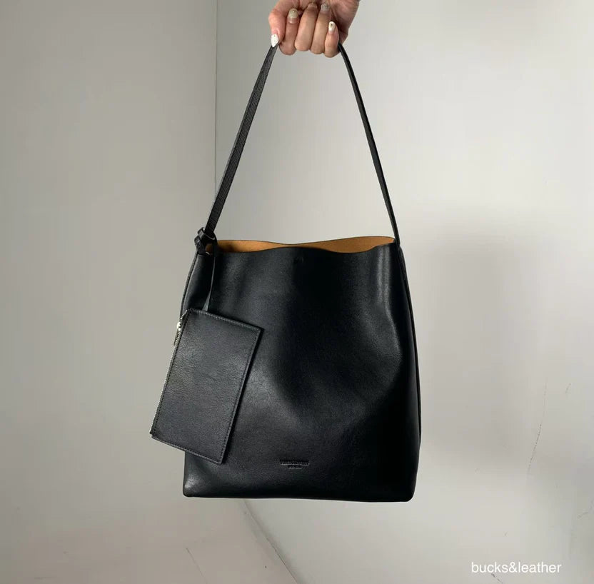 Real Leather Bucket Bag (送錢包)（包包）