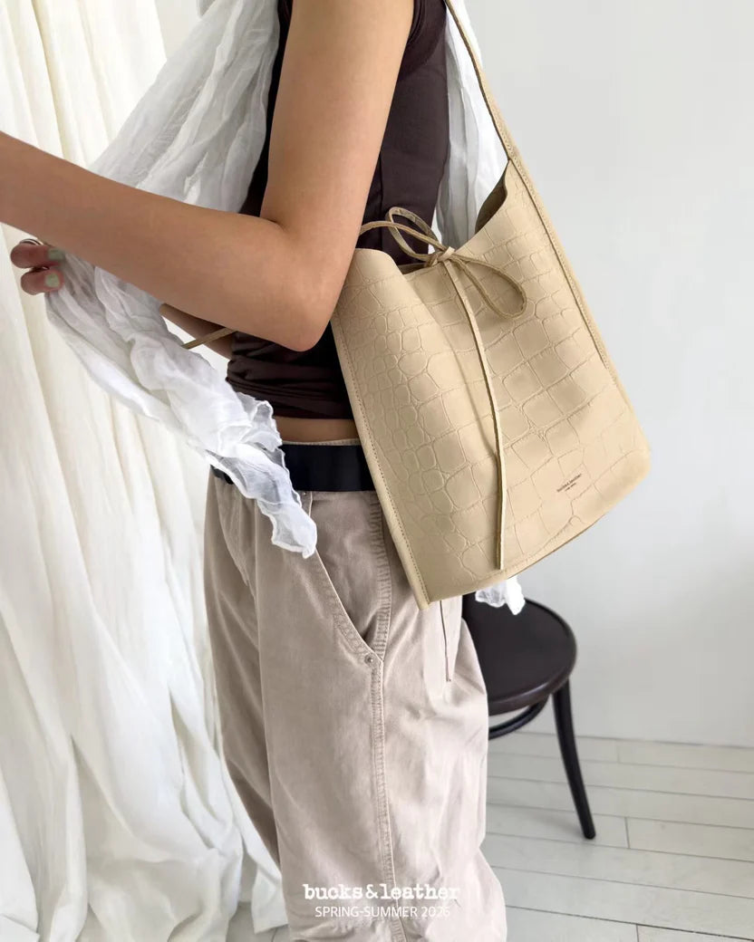 Real Leather Tied Long Shoulder Bag（包包）