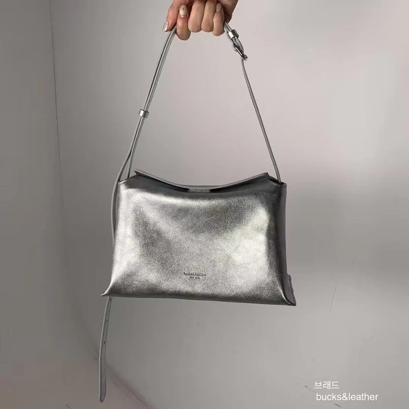 Real Leather Flap Bag（包包）