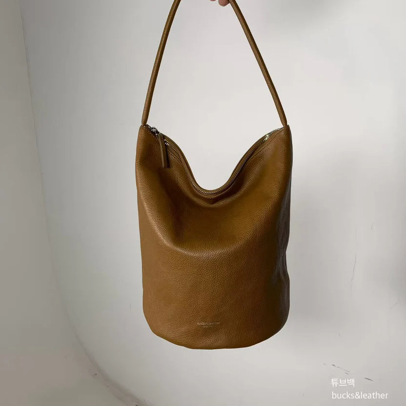 Circle Bucket Bag (with coin bag)（包包）